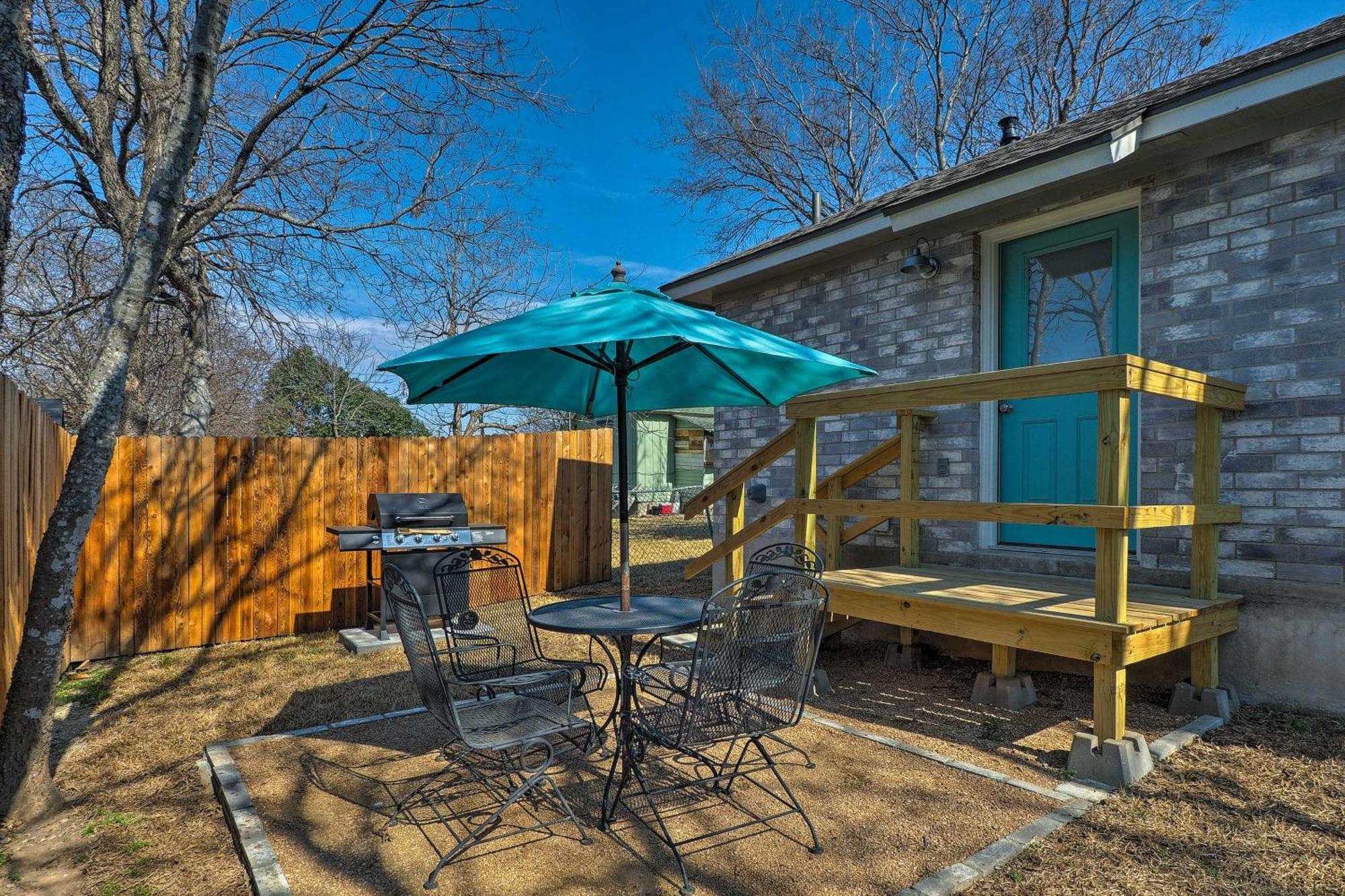 Cozy Home Blocks To Georgetown Square And Su! Экстерьер фото